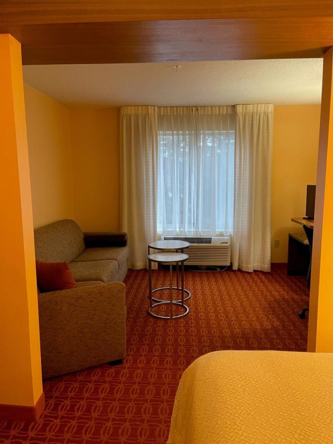 Baymont By Wyndham Chambersburg Hotel Buitenkant foto